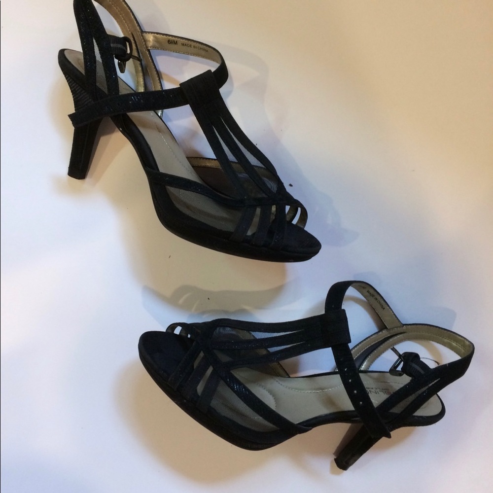 Black heels